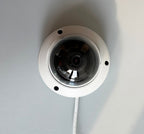 Kamera bezpieczeństwa Hikvision AcuSense 4 MP z wykrywaniem osób i pojazdów